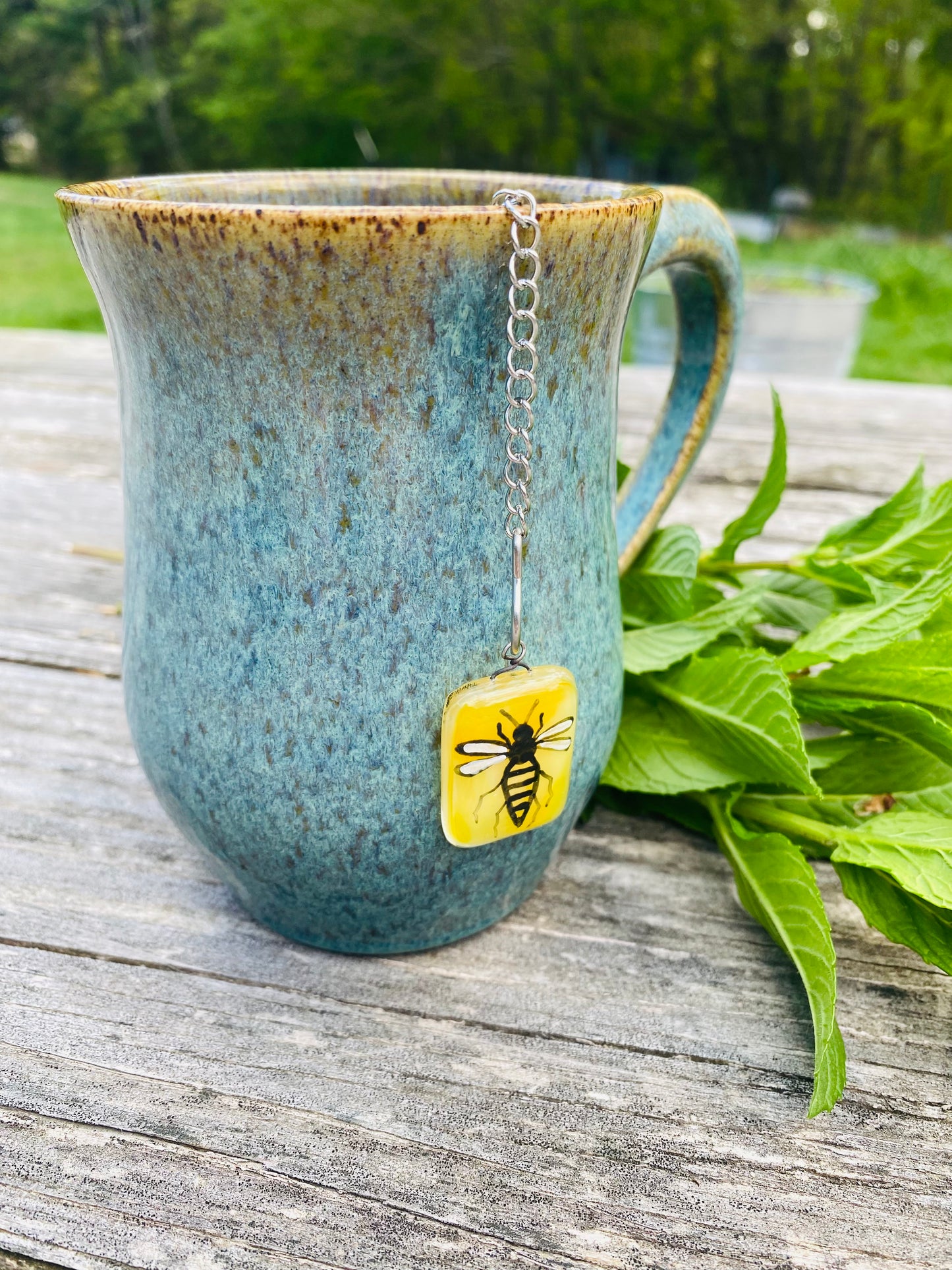 Honey Bee Glass Charm Tea Infuser