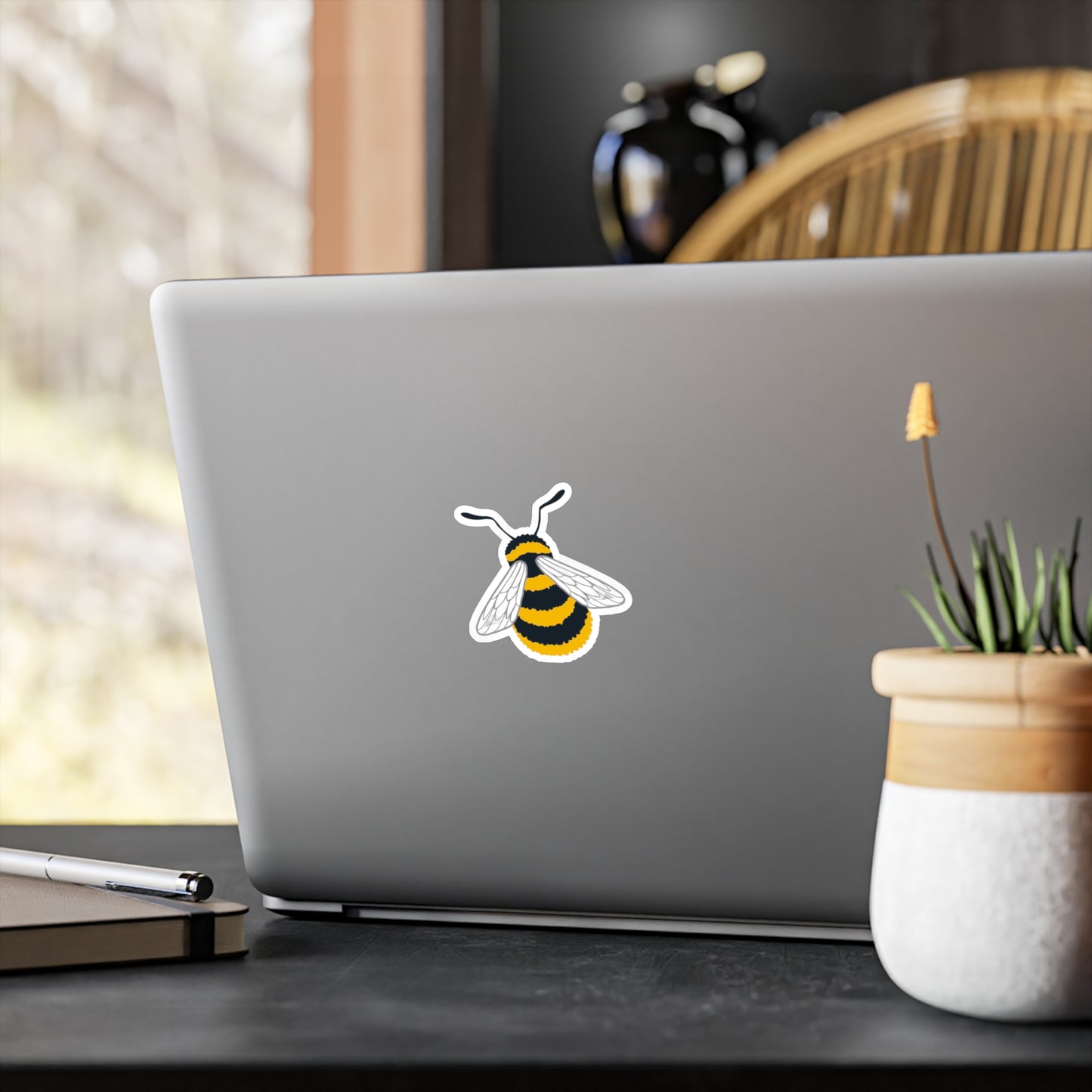 Bumble Bee Kiss-Cut Vinyl Decals